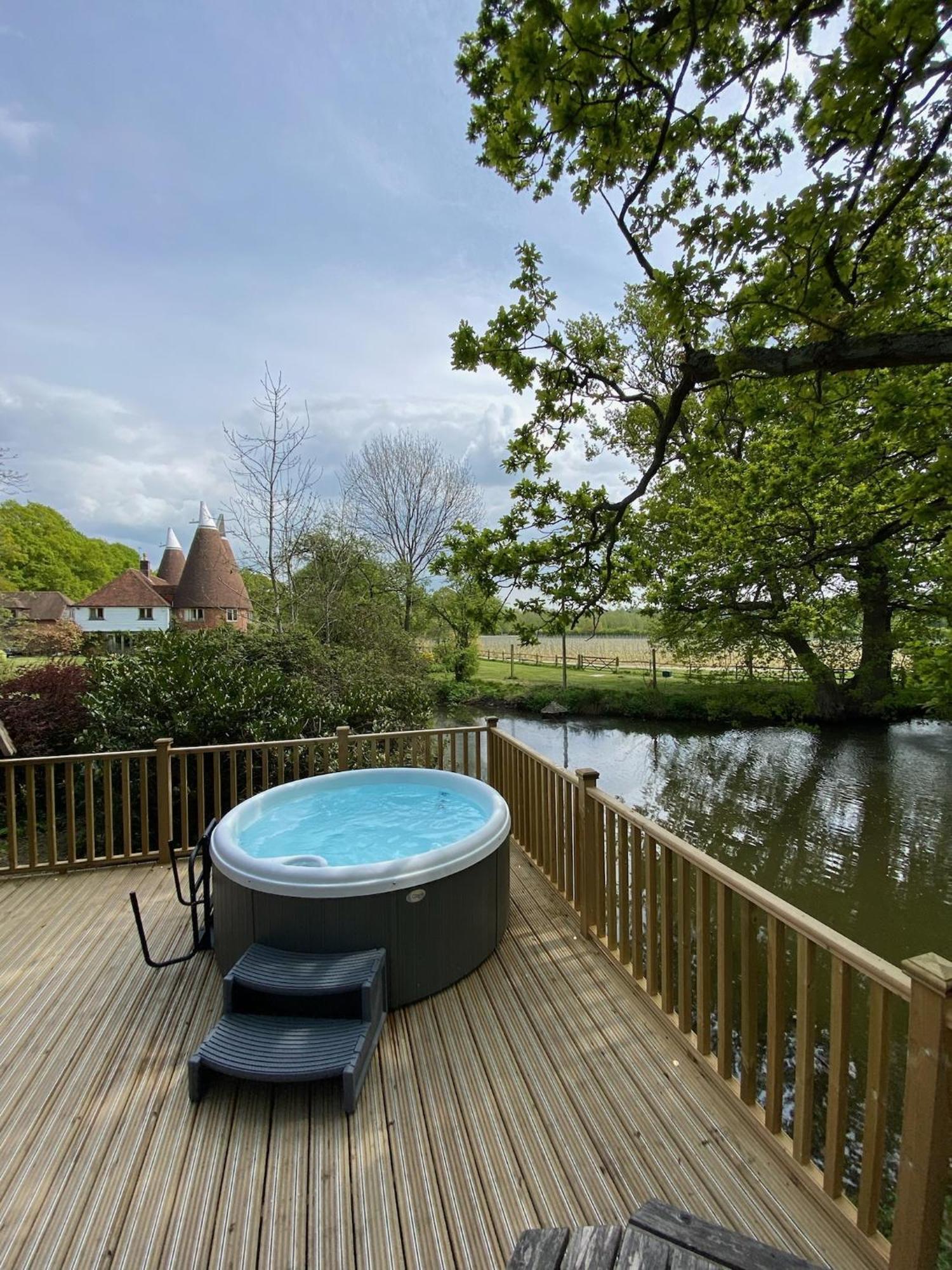 Вілла Oastbrook Vineyard Bodiam Номер фото